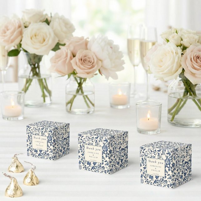 Navy Chinoiserie Floral Wedding Thank You Favor Boxes (Navy Chinoiserie Floral Wedding Thank You Favor Boxes)