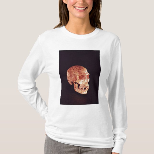 Neanderthal Skull, discovered on Mt Carmel T-Shirt (Front)