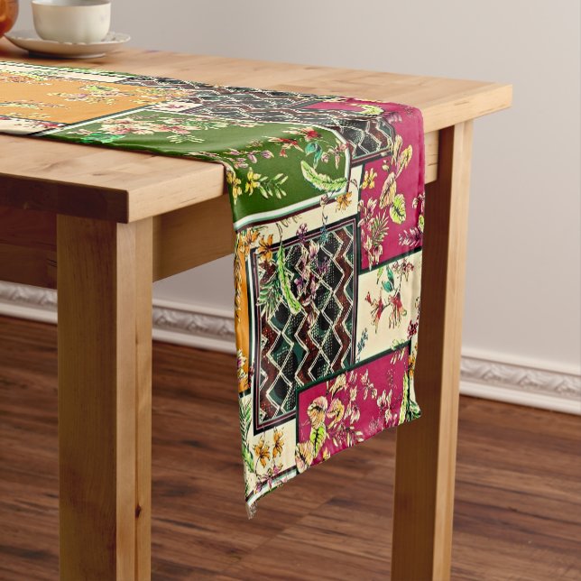Neat Short Table Runner (In Situ)