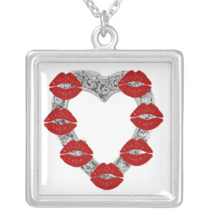 Necklace Diamond Heart With Kisses