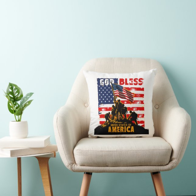 Necklace Throw Pillow (Chair)