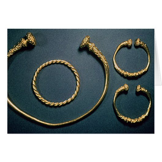 Necklet and bracelets from Waldalgesheim (Front Horizontal)