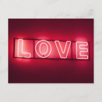 Neon 'LOVE' Sign