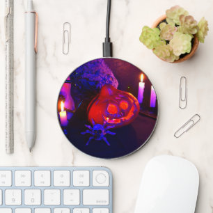 Neon pumpkins wireless charger