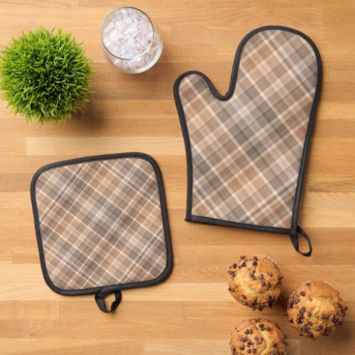 Neutral Beige Brown Tartan Plaid Gingham Pattern Oven Mitt  Pot Holder Set