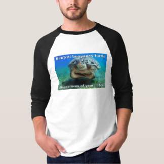 neutral buoyancy turtle / scuba humor T-Shirt