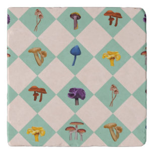 Neutral checks with assorted fungi trivet