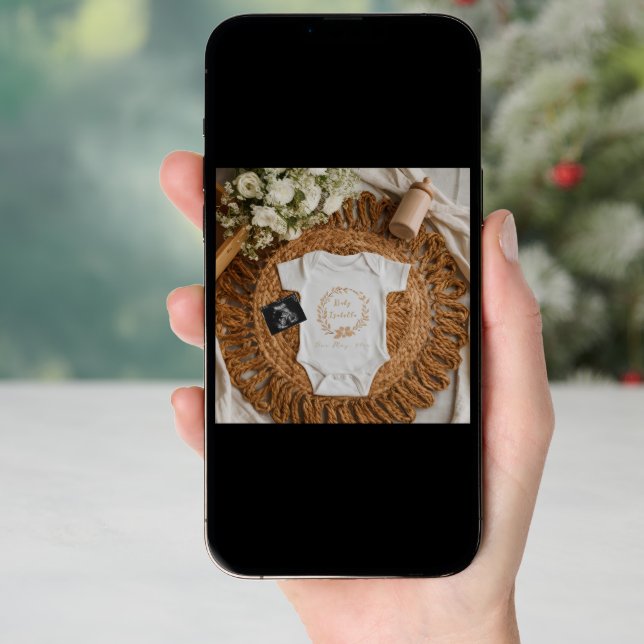 Neutral modern pregnancy announcement  (Front Digital)