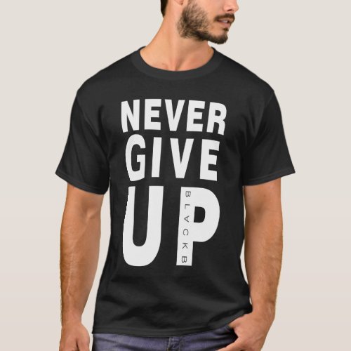 Never Give Up  Mohammed Salah  champions league T_Shirt
