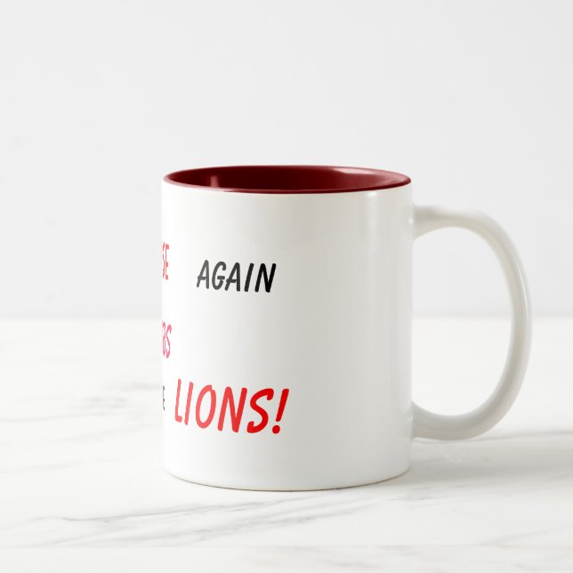 never give up! Two-Tone coffee mug (Right)