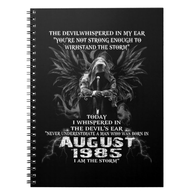 Never Underestimate A Man Who Loves Photography De Notebook (Front)