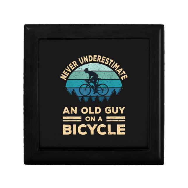 Never Underestimate An Old Guy On A Bicycle Funny  Gift Box (Front)