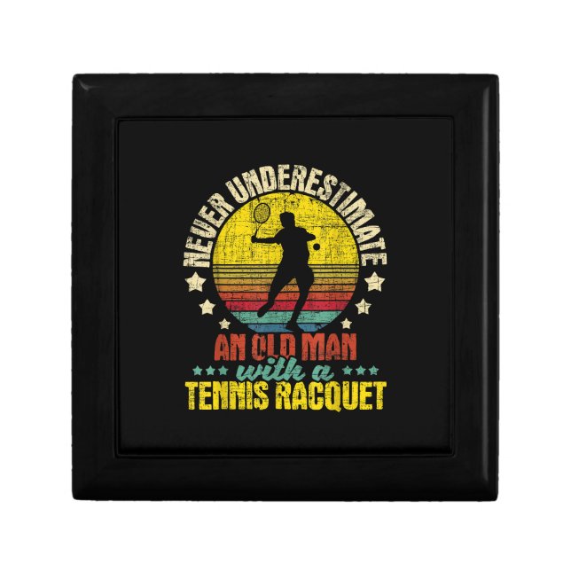 Never Underestimate An Old Man - Tennis Racket Spo Gift Box (Front)