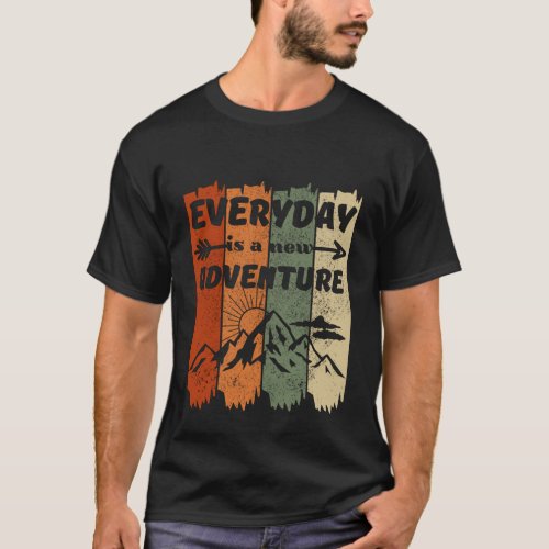 New adventure hiking lovers gift retro mountain T_Shirt