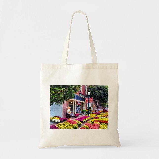 New Bern, North Carolina Tote Bag (Front)
