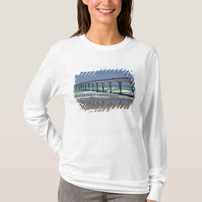 New Brighton Pier, Christchurch T-Shirt (Front)