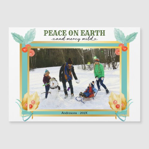 New Christmas Holly Fab Fun Floral Family Photo