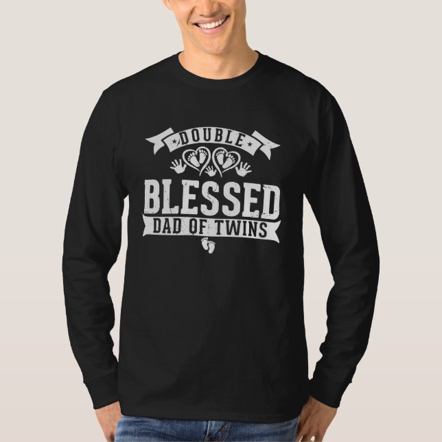 new dad of twins for father Announcement Announcem T-Shirt (Front)