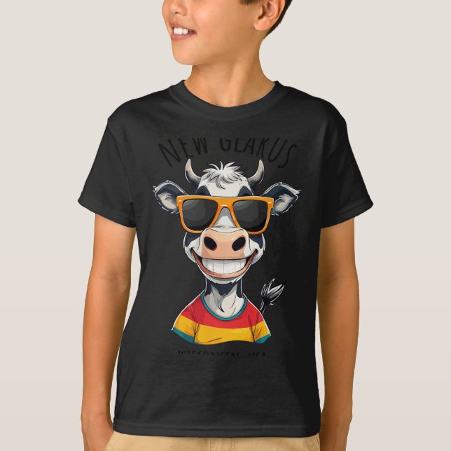 New Glarus Wi Usa Funny Cow Cartoon Design  T-Shirt (Front)