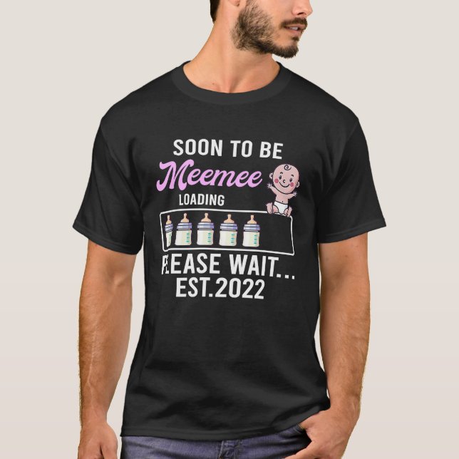 New Grandma  Pregnancy Announcement Soon To Be Mee T-Shirt (Front)