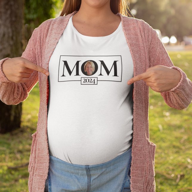 New Mother Pregnancy Announcement Maternity T-Shirt (Creator Uploaded)
