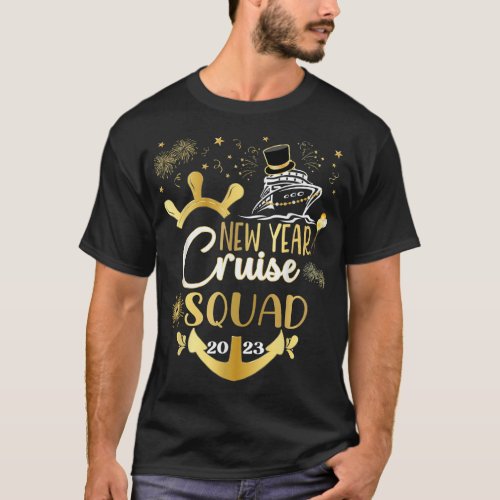 New Year Cruise 2023 NYE Party Family Vacation  T_Shirt