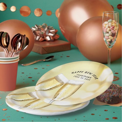New Yearâs Eve  Day Toast Celebration Party Paper Plates