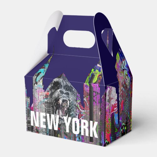 New York city in graffiti Favor Boxes