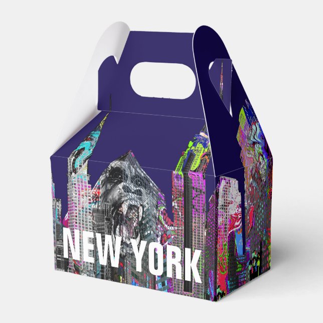 New York city in graffiti Favor Boxes (Front Side)