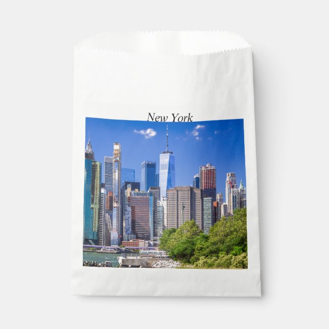 New York city skyline Favor Bag (Front)