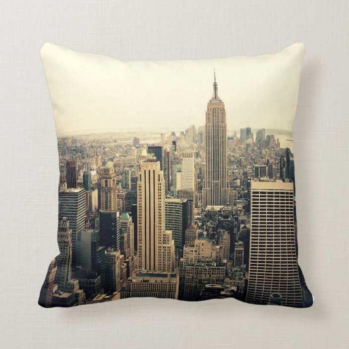 New York City Skyline Throw Pillow Zazzle New York City Skyline Throw Pillow