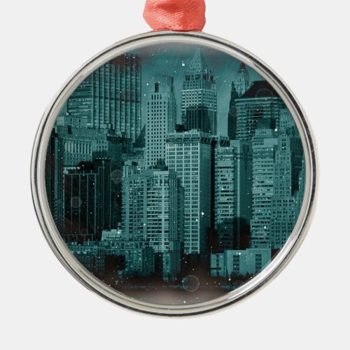 New York _ Damaged Photo Effect Metal Ornament