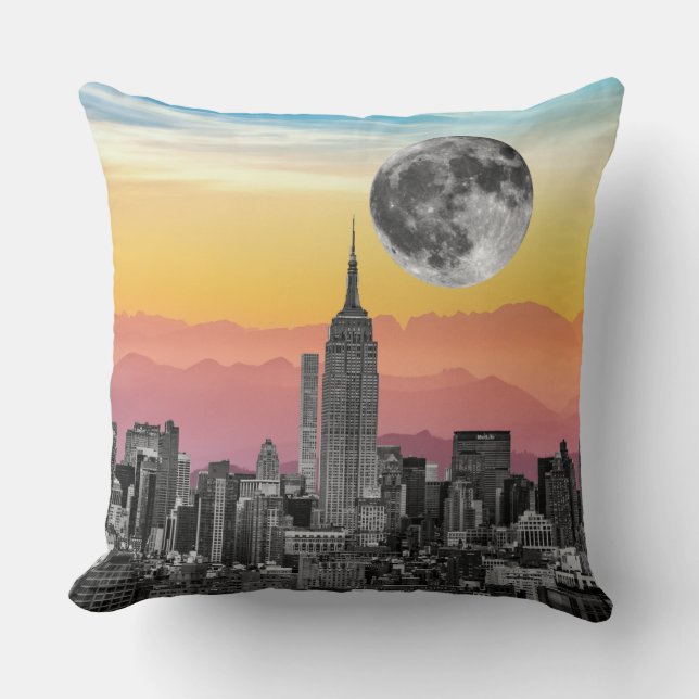 New York Dream Throw Pillow (Front)