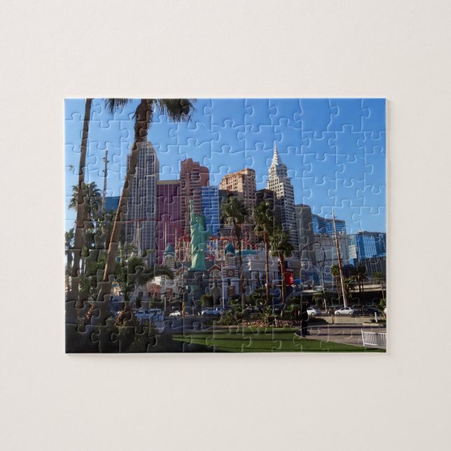 New York – New York Hotel #2 Jigsaw Puzzle (Horizontal)