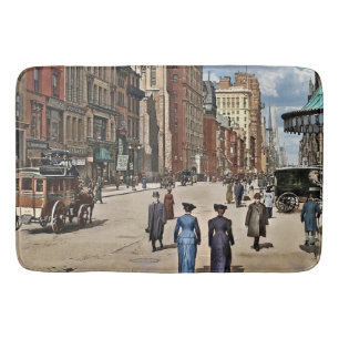 New York, NY – Up Fifth Avenue From 28th Street Bath Mat
