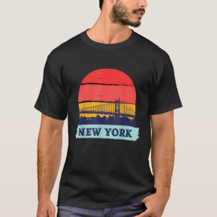 New York Retro City Skyline Brooklyn Bridge Souven T-Shirt