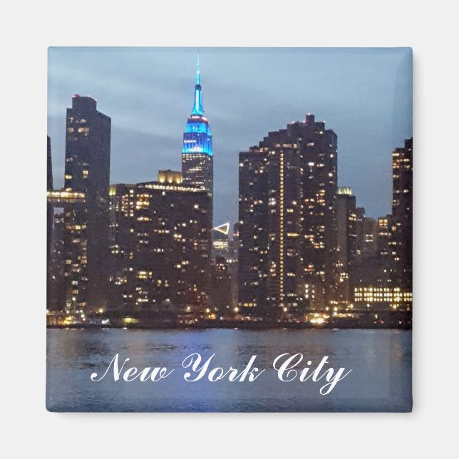 NEW YORK SKYLINE IN BLUE MAGNET (Front)