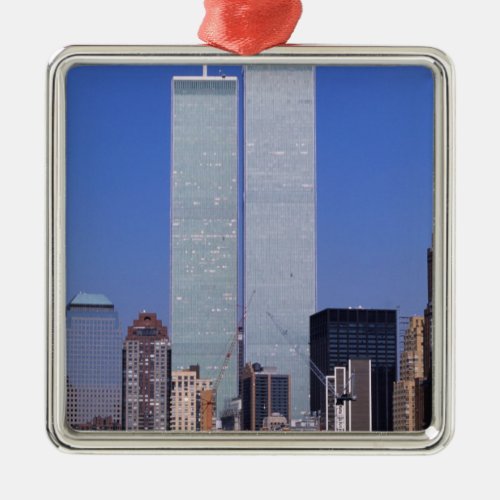 New York USA Twin towers of the famous World Metal Ornament