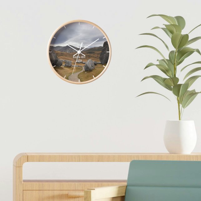 New Zealand Canterbury Castle Hill Vacation Memory Clock (New Zealand Canterbury Castle Hill Vacation Memory Clock, white time marker)