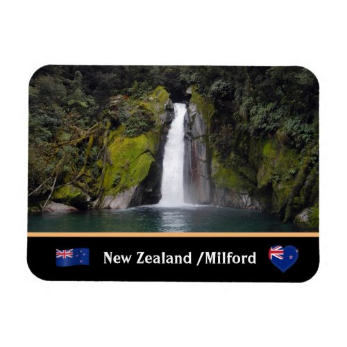 New Zealand  Milford Trek Waterfall Aotearoa Magnet