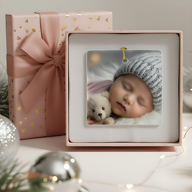 "Newborn Christmas keepsake" Ornament (Creator Uploaded)