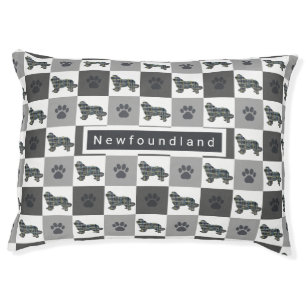 Newfoundland Dog & Paw Gray Grid Pet Bed