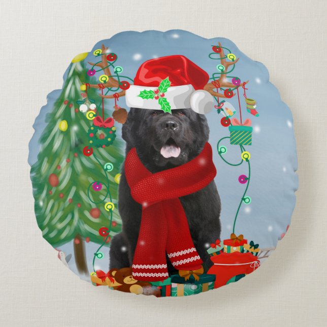 Newfoundland dog with Christmas gifts   Round Pillow (Front)