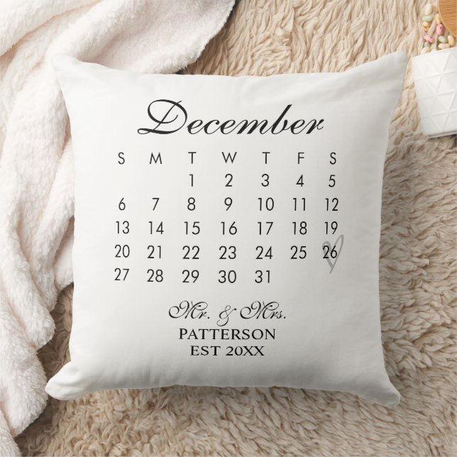 Newlywed Calendar Wedding Date  Throw Pillow (Blanket)