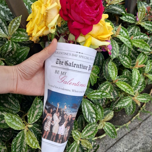 Newspaper Galentine Post Flower Bouquet Pink Lips Wrapping Paper Sheets (Newspaper Galentine Post Flower Bouquet Pink Lips Wrapping Paper Sheets)