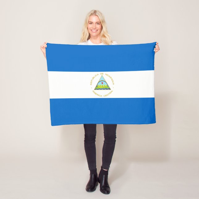 Nicaragua Flag Fleece Blanket (In Situ)