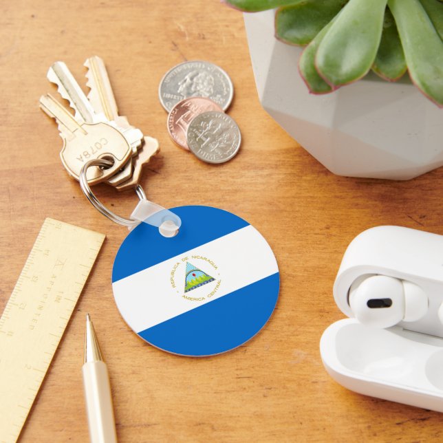 Nicaragua flag keychain (Desk)