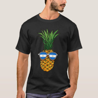 Nicaraguan Pineapple Nicaragua Flag Sunglasses Sum T-Shirt