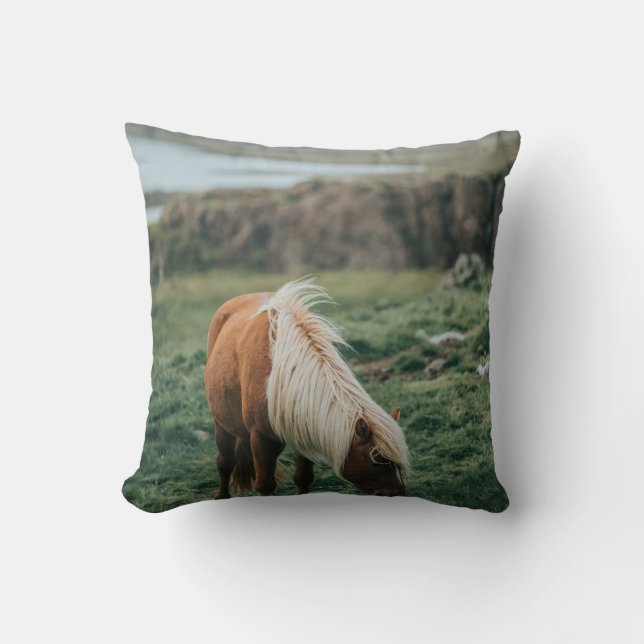 NICE HORSE THROW PILLOW (Front)