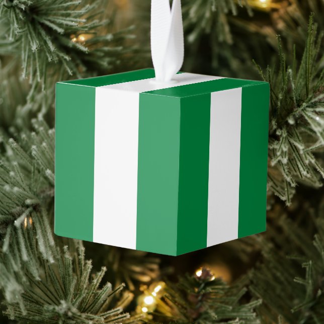 Nigeria flag cube ornament (Tree)